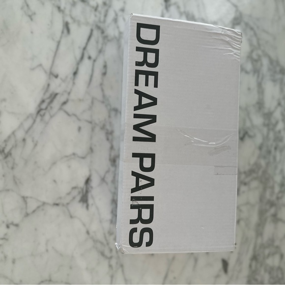 Dream Pairs Women's Glitter Heels New In Box Size 9.5 - Picture 10 of 10